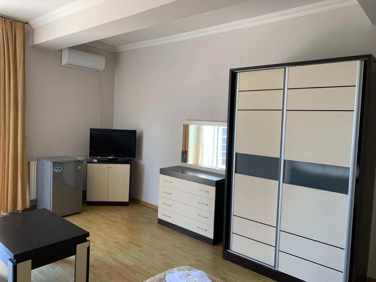 Prestige Hotel Batumi Eksteriør billede