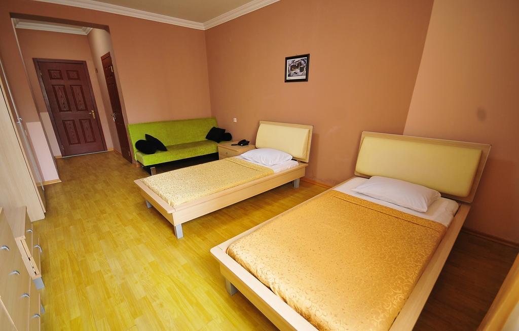 Prestige Hotel Batumi Eksteriør billede