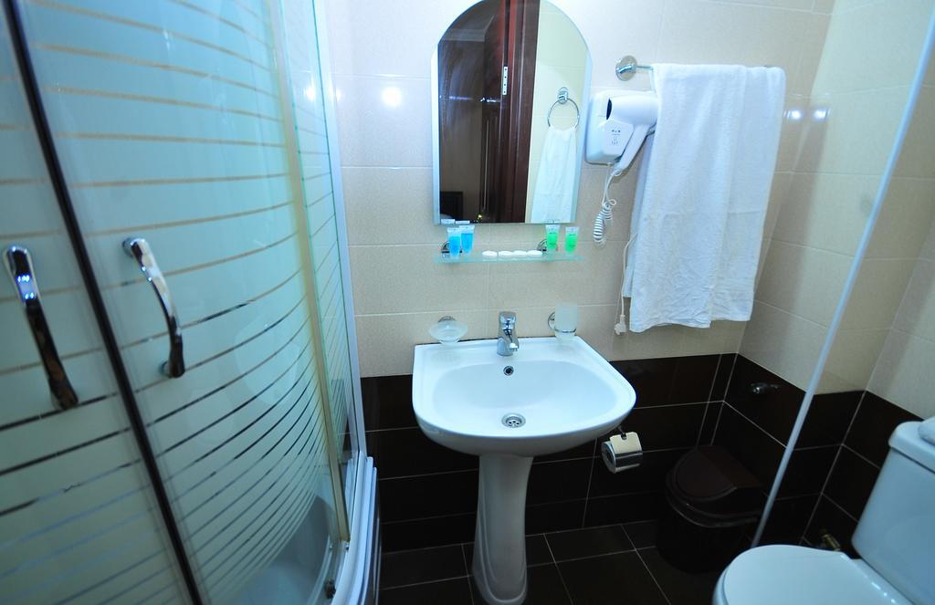 Prestige Hotel Batumi Eksteriør billede