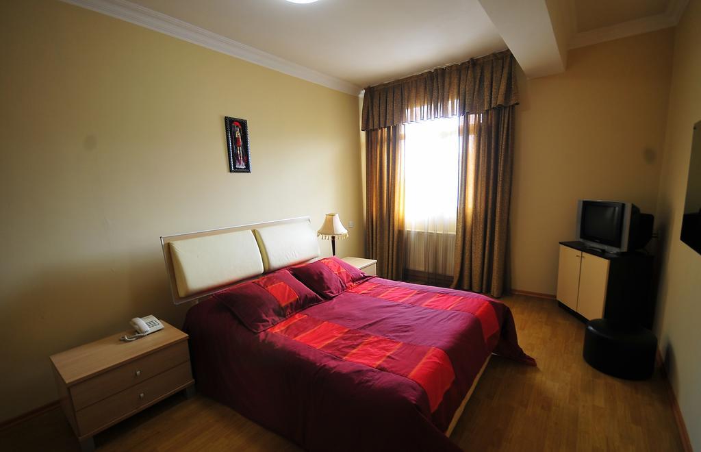 Prestige Hotel Batumi Eksteriør billede
